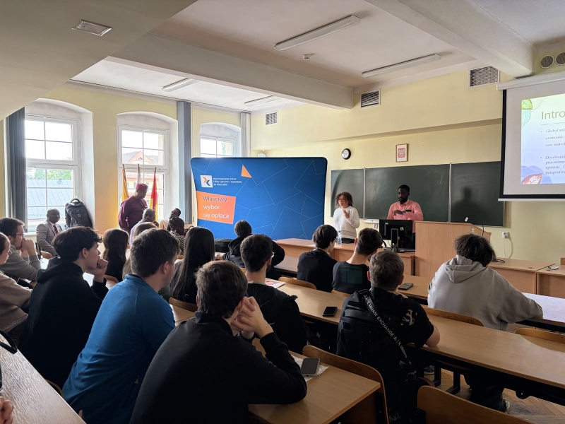 MIĘDZYNARODOWA WYMIANA AKADEMICKA