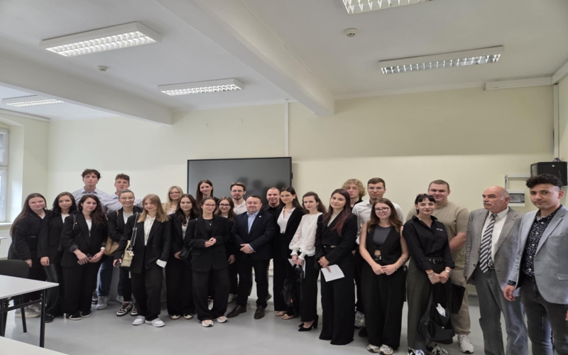 EGZAMINY I OBRONY PRAC DYPLOMOWYCH STUDENTÓW MWSLIT WE WROCŁAWIU